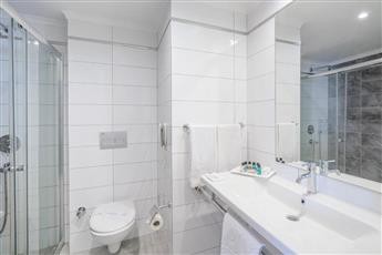 Avena Resort & Spa Hotel