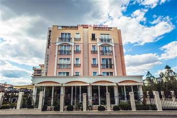 Avenue Deluxe ApartHotel 3*