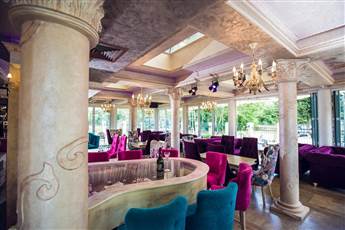 Avenue Deluxe ApartHotel 3*