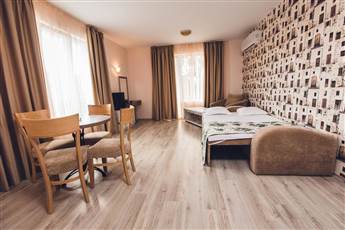 Avenue Deluxe ApartHotel 3*