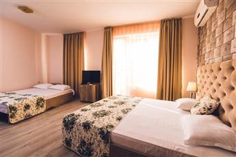 Avenue Deluxe ApartHotel 3*