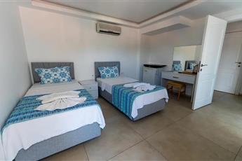 Avisos Hotel & Apartments 3*