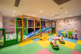 Awen Lara Hotel