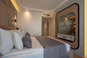 Awen Lara Hotel