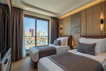 Awen Lara Hotel