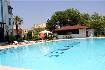 Aymes Hotel 3*