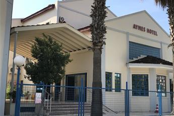 Aymes Hotel