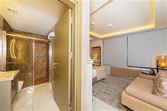 Ayramin Deluxe Hotel