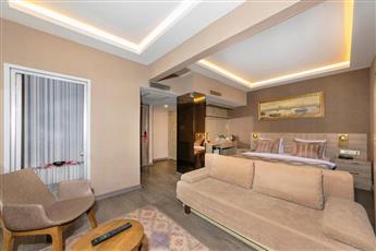 Ayramin Deluxe Hotel