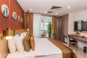 Ayramin Deluxe Hotel