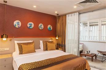 Ayramin Deluxe Hotel