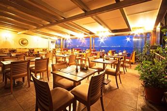 Azade Premier Hotel 4*