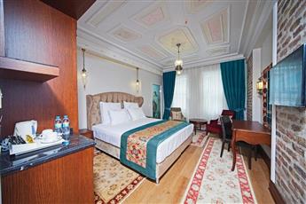 Azade Premier Hotel 4*