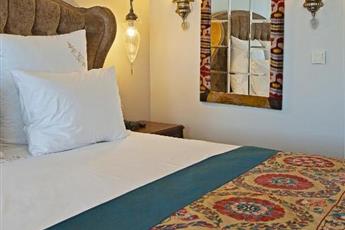 Azade Premier Hotel 4*