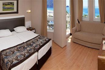 Azak Hotel 3*