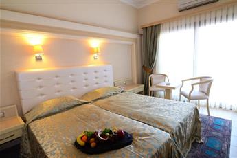 Azka Hotel 5*