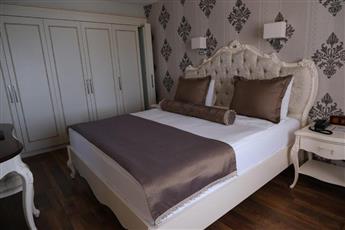 Azka Hotel