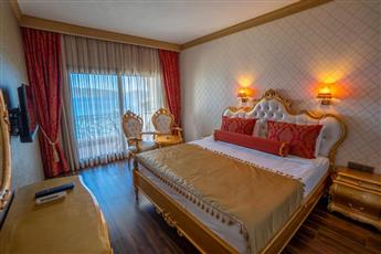 Azka Hotel