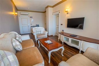 Azka Hotel