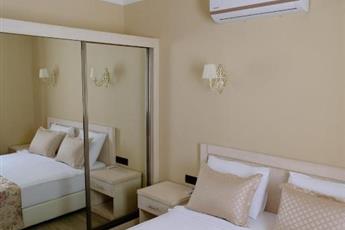 Azka Hotel