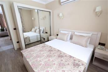 Azka Hotel
