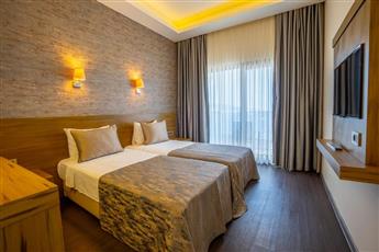 Azka Hotel