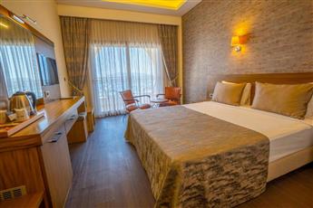 Azka Hotel