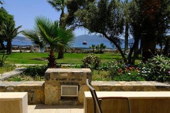 Azka Hotel