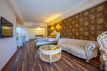Azka Hotel