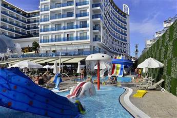 Azura Deluxe Resort & Spa 5*