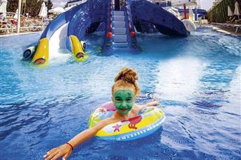 Azura Deluxe Resort & Spa 5*