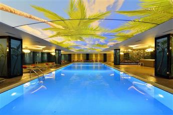 Azura Deluxe Resort & Spa
