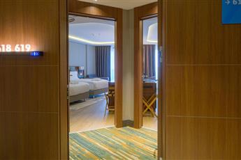 Azura World Hotel 5*