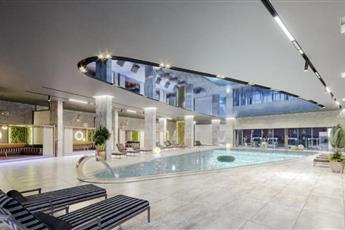 Azura World Hotel