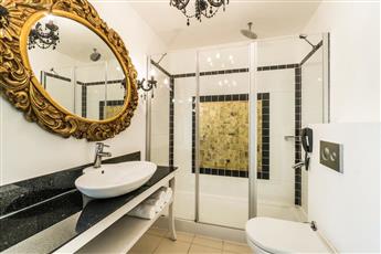 Babana Hotel