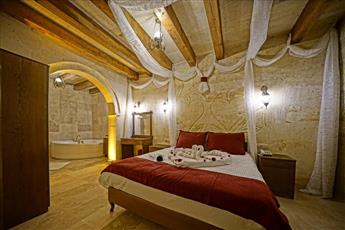 Balloon Cave Hotel