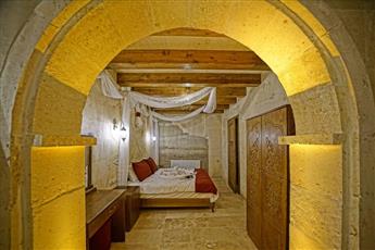 Balloon Cave Hotel