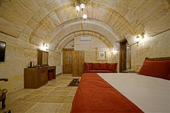 Balloon Cave Hotel