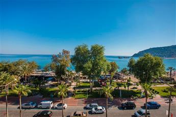 Barhan Beach Hotel 3*