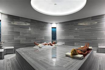 Batihan Beach Resort & Spa 4*