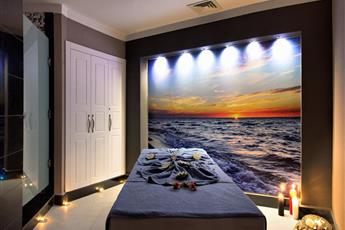 Batihan Beach Resort & Spa 4*