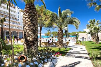 Batihan Beach Resort & Spa 4*