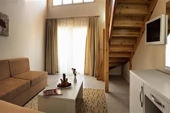 Batihan Beach Resort & Spa 4*