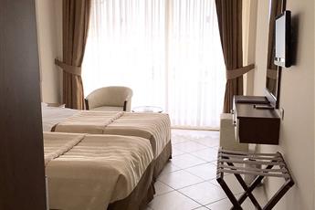 Batihan Beach Resort & Spa 4*