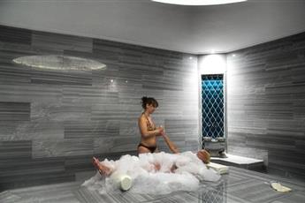 Batihan Beach Resort & Spa