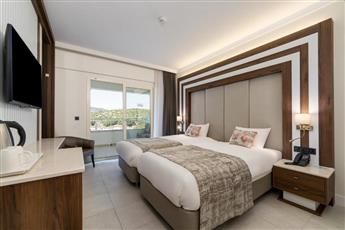 Batihan Beach Resort & Spa