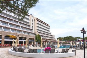 Batihan Beach Resort & Spa