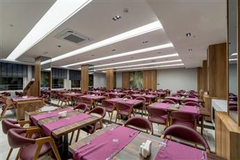 Batihan Beach Resort & Spa