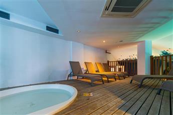 Batihan Beach Resort & Spa