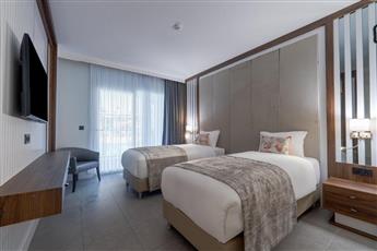 Batihan Beach Resort & Spa